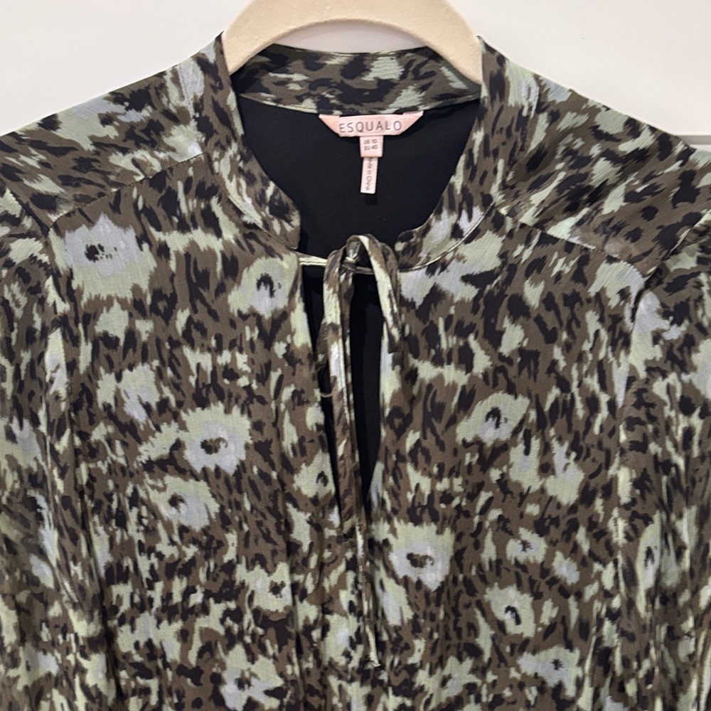 ESQUALO Elegant Long Sleeve Dress in Black and Green